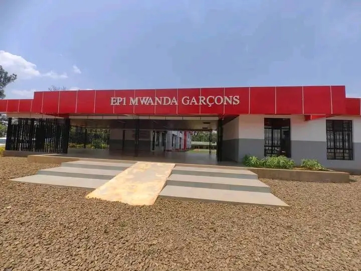 EP1 Mwanda Garçons