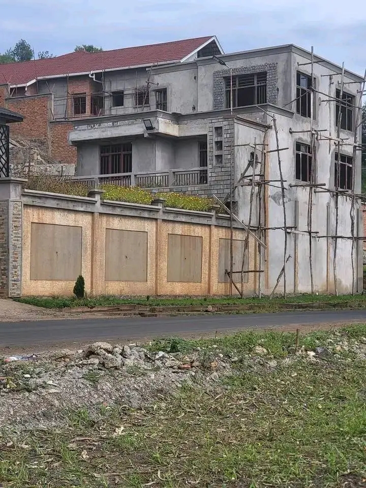 Nouvelles demeures en pierre — l'essor immobilier